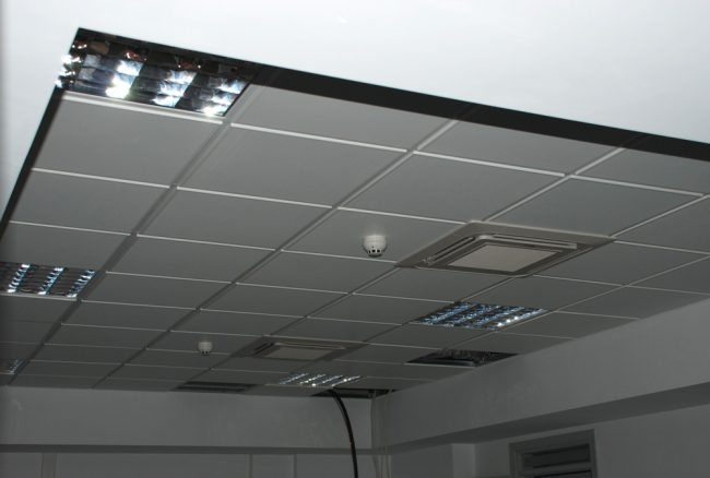 Ψευδοροφές με πλάκες οροφής